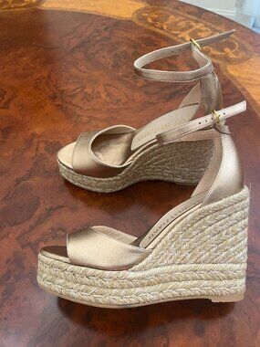 Stuart Weitzman Gold Metallic Nudistcurve Espadrille Wedge Sandals Size 5